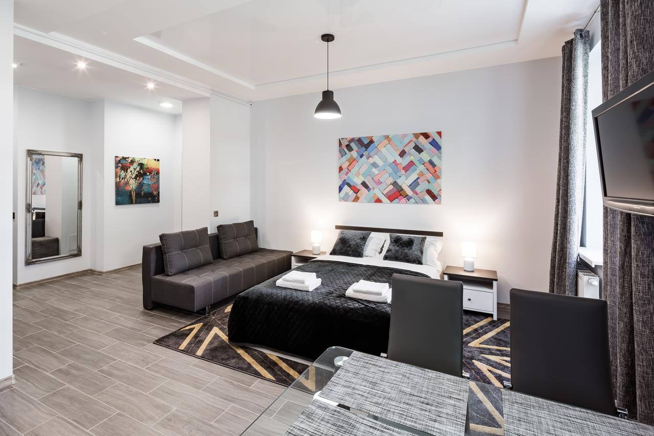 New Studio With Balcony Lviv Ngoại thất bức ảnh