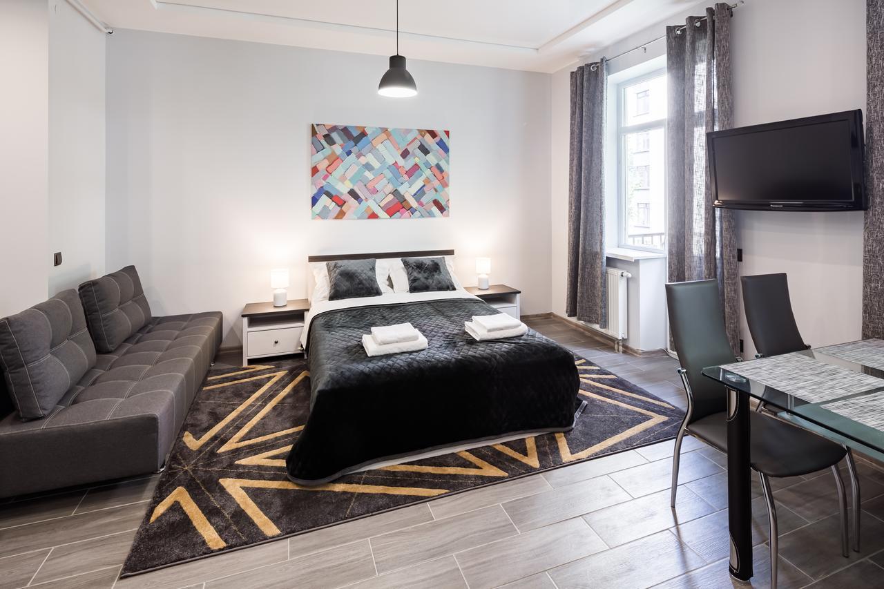 New Studio With Balcony Lviv Ngoại thất bức ảnh